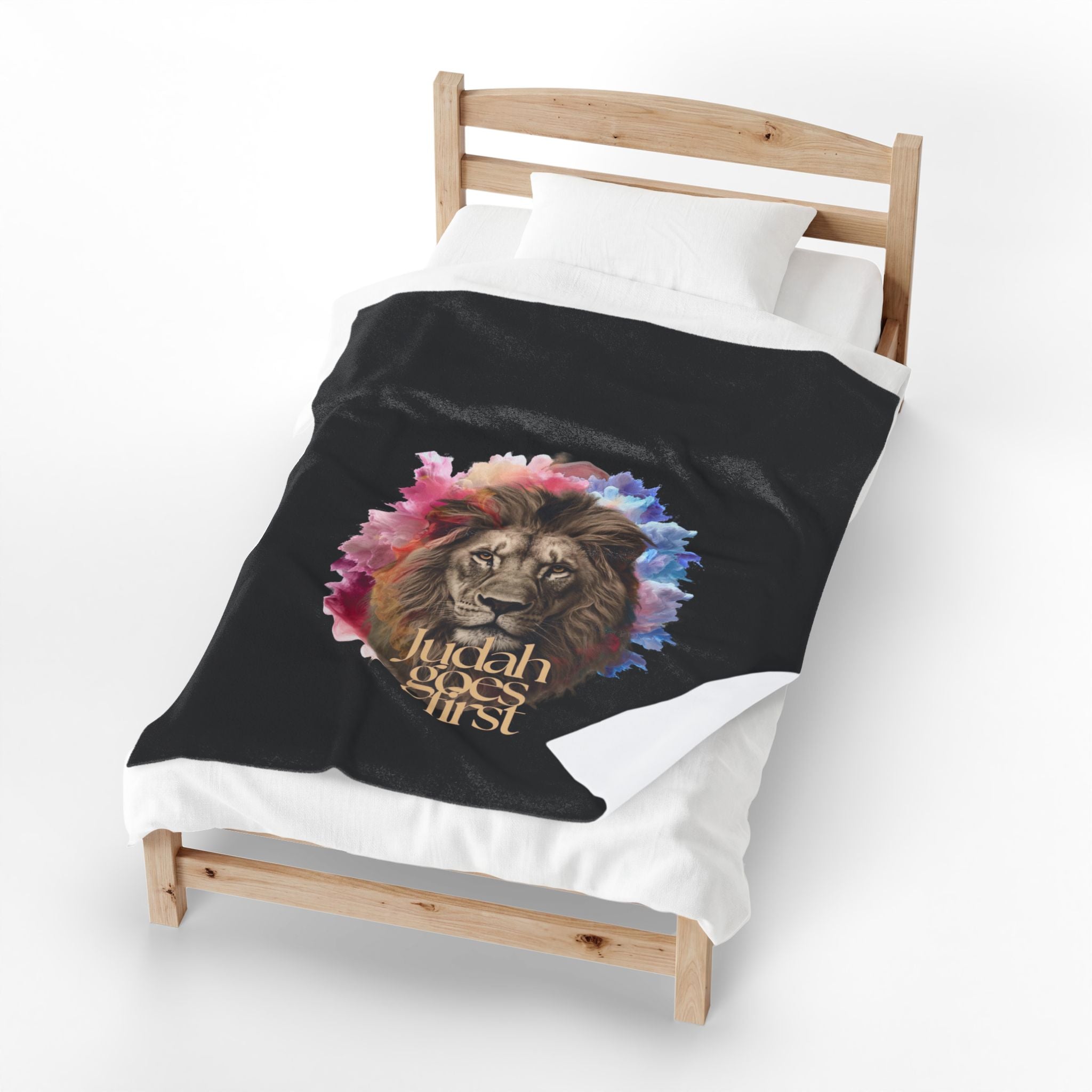 Judah Goes First Lion Velveteen Plush Blanket — Inspirational Christian Throw